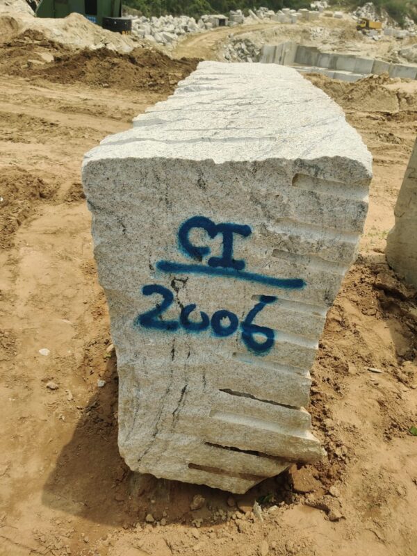 Blok granitowy Viscount White CI 2006