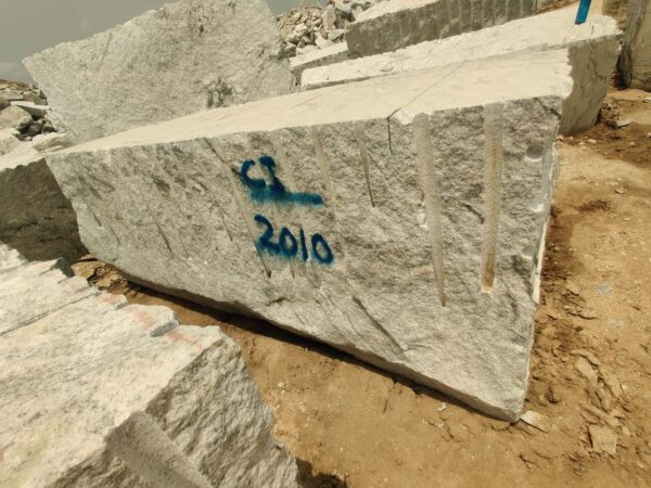 Blok granitowy Viscount White CI 2010